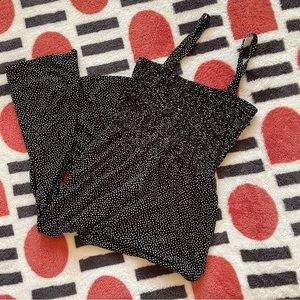 Black and white polka dot jumper romper (M) EUC